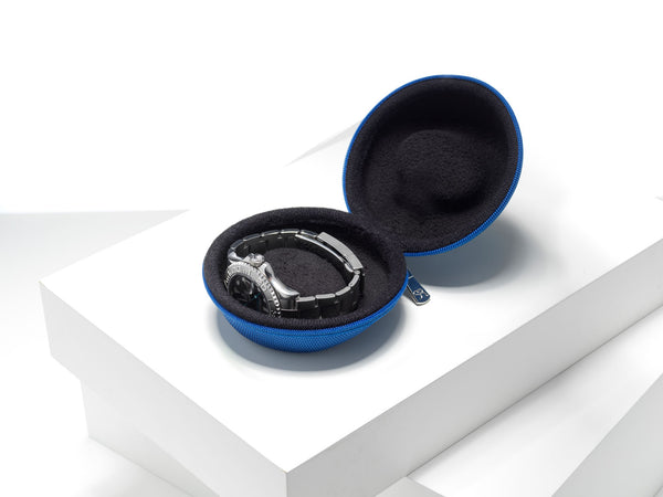 Blue zip pouch - 1 Watch